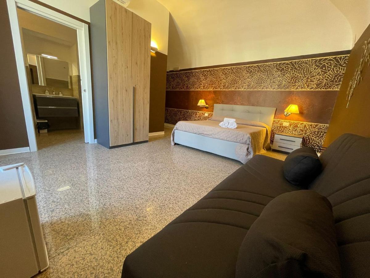 Cconforthotels R&B Central Rooms Bari Exterior photo